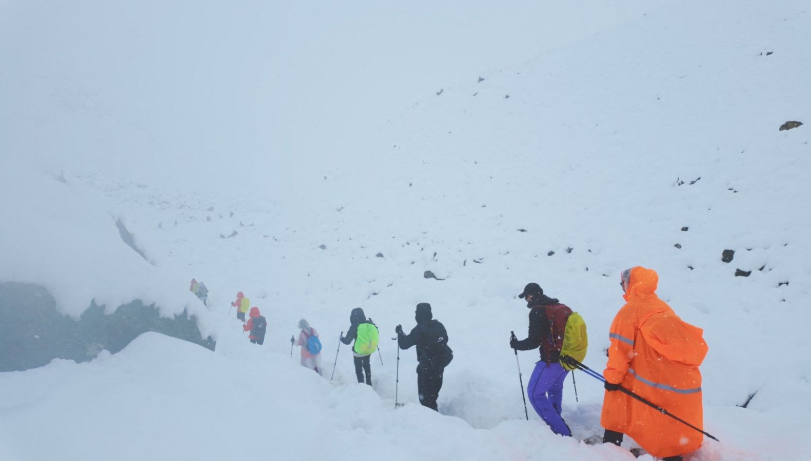 Everest’in doğusundaki 1 kişi öldü