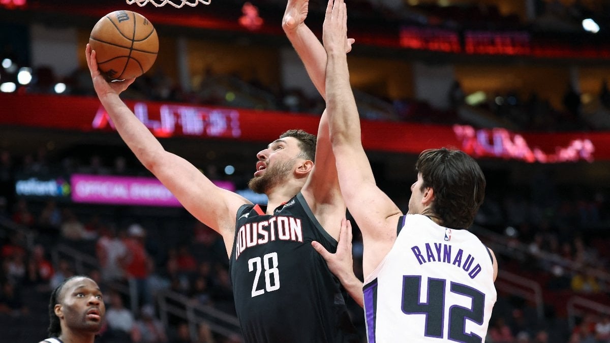 Alperen Şengün ‘triple-double’ yaptı