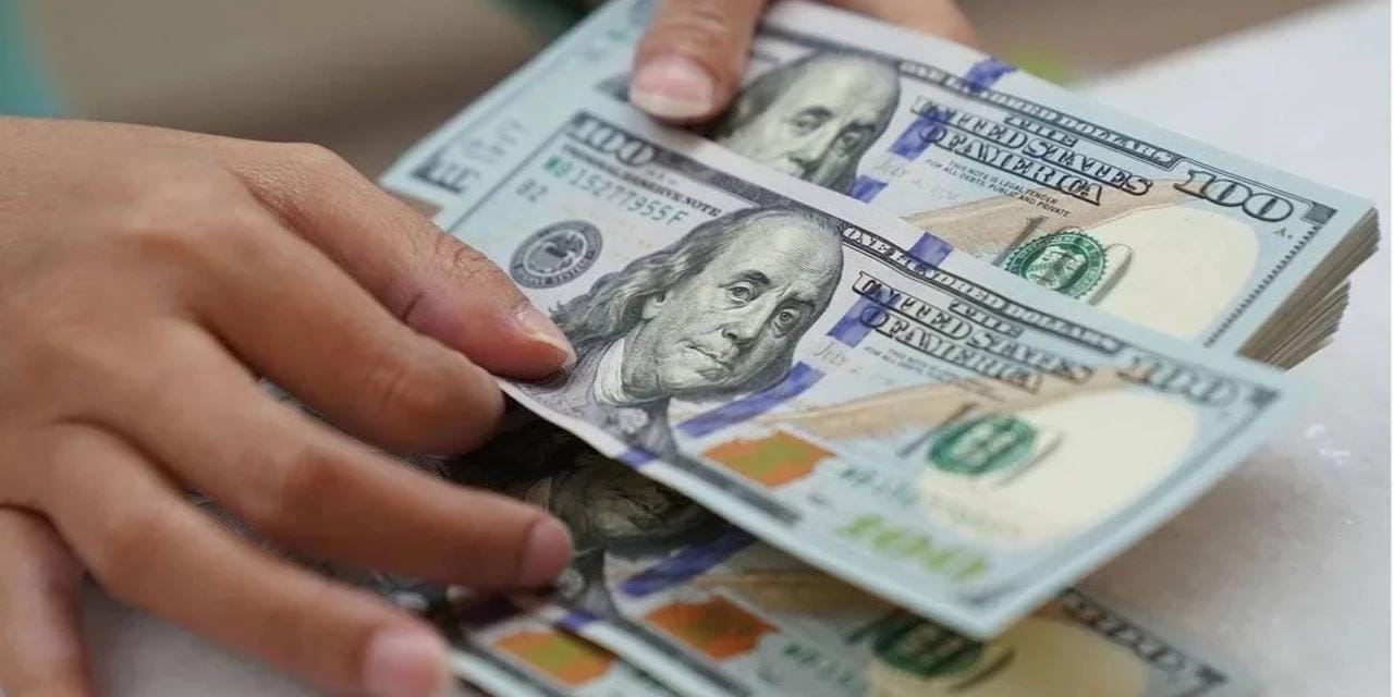 Dolar rekor kırdı