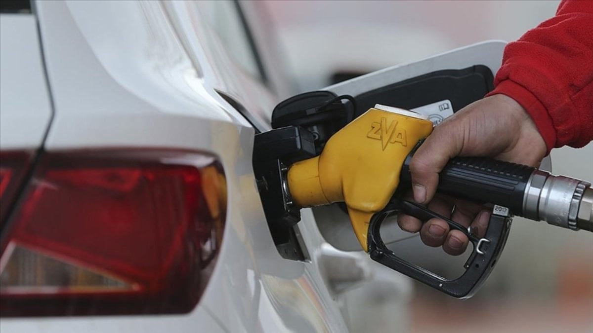 Benzine zam yolda: İşte yeni fiyatlar