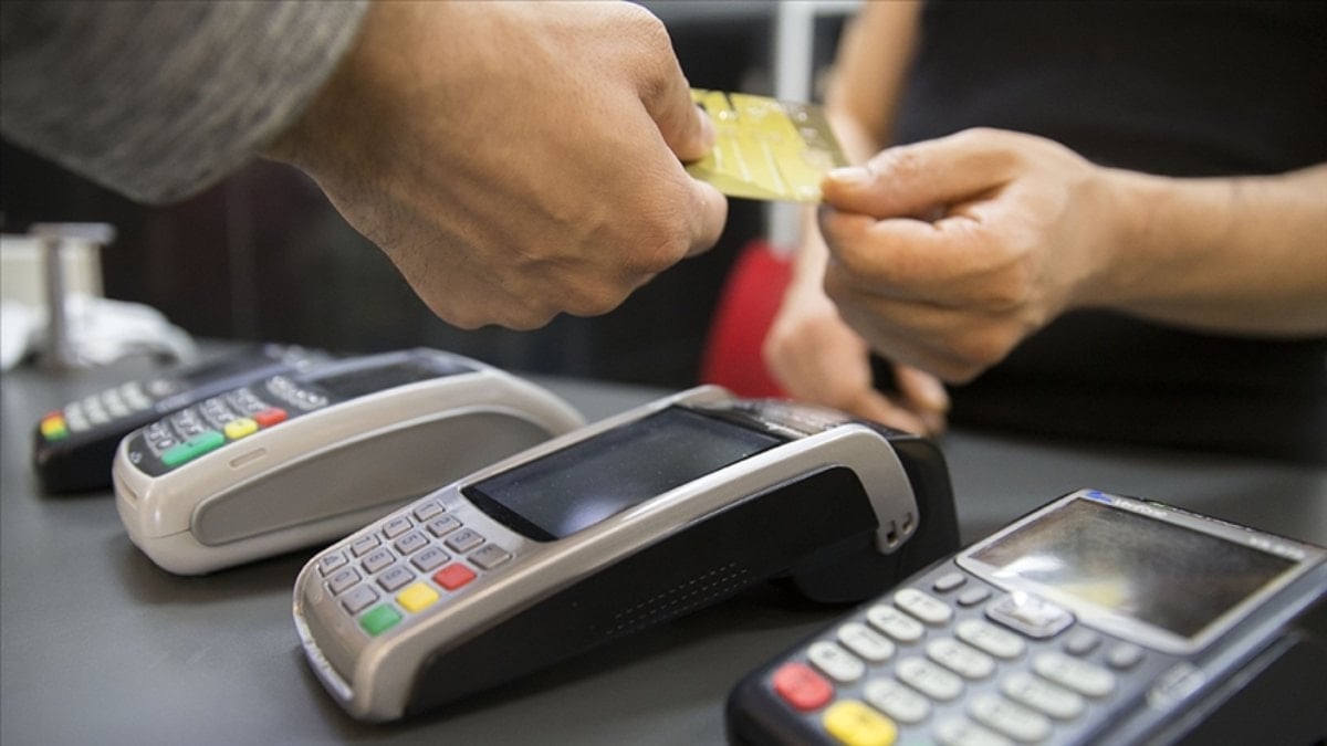 Kredi kartı limit düzenlemesi askıya alındı