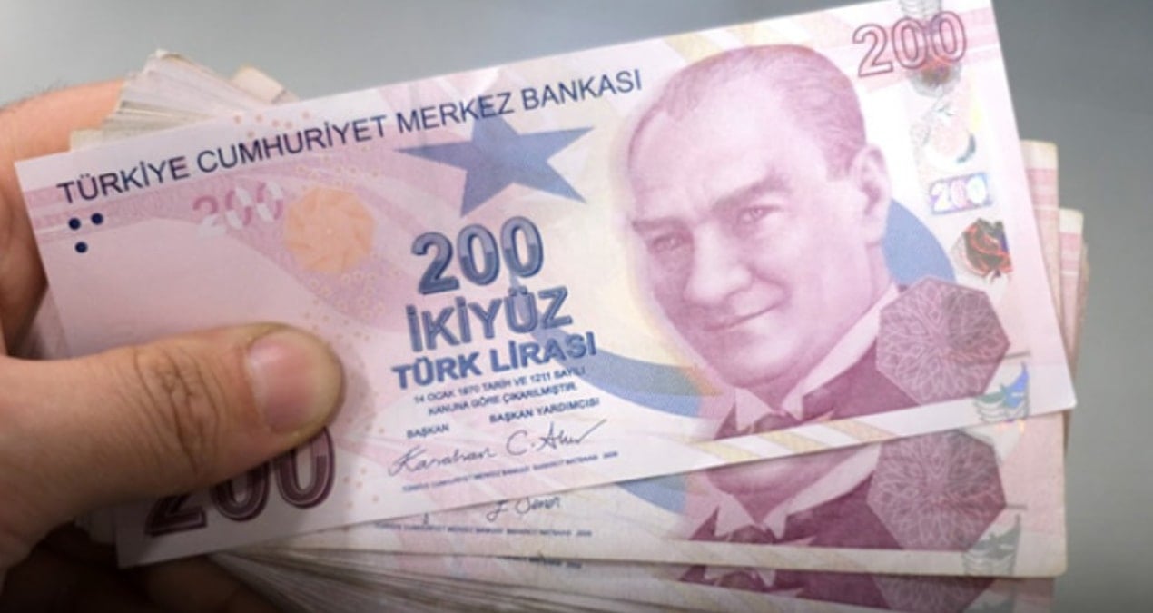 Emeklilere çifte bayram başladı
