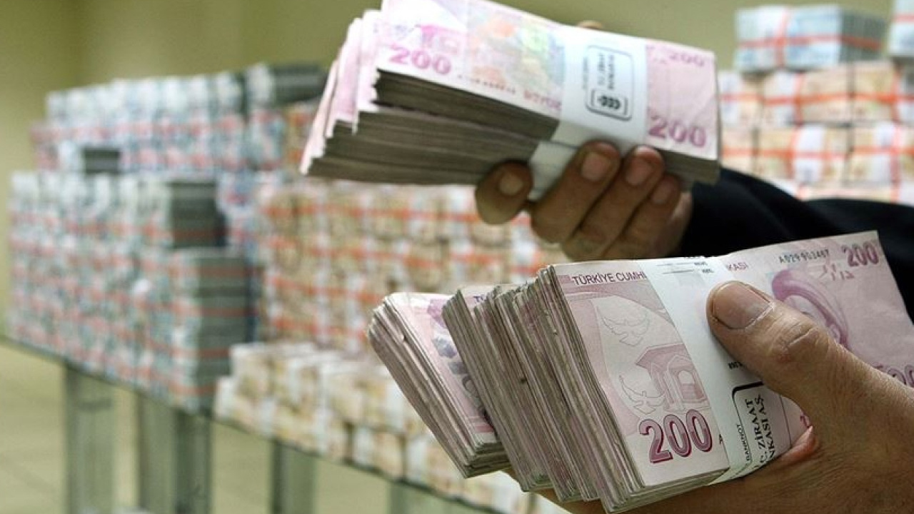 Bütçede de rekor açık
