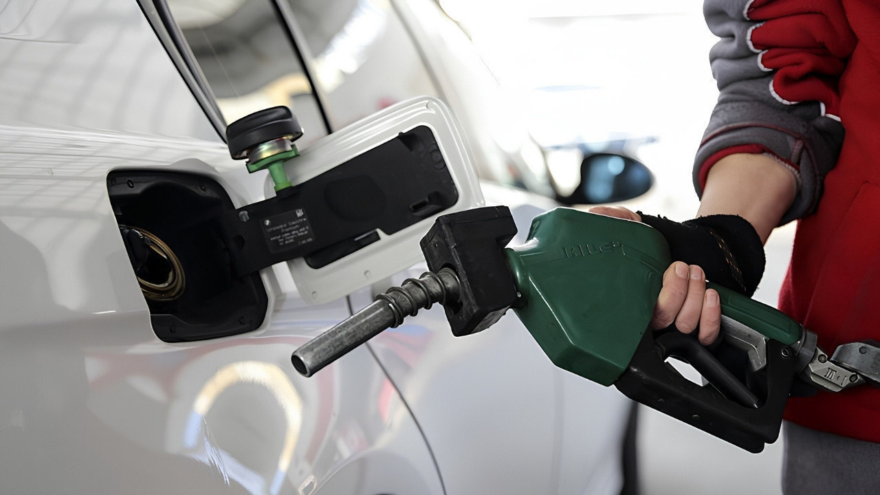 3 ay boyunca her ay zamlanacak: Benzine kademeli ÖTV artışı