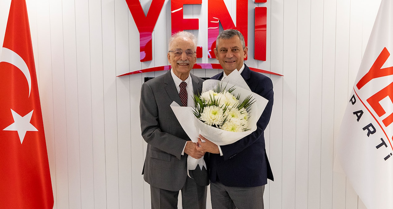 Partinin ağır toplarındandı… CHP’den istifa edip YENİ Parti’ye katıldı